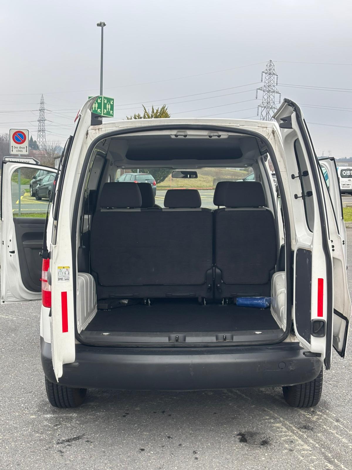 VW Caddy 1.6 TDI BlueMotion Technology DSG-image-3