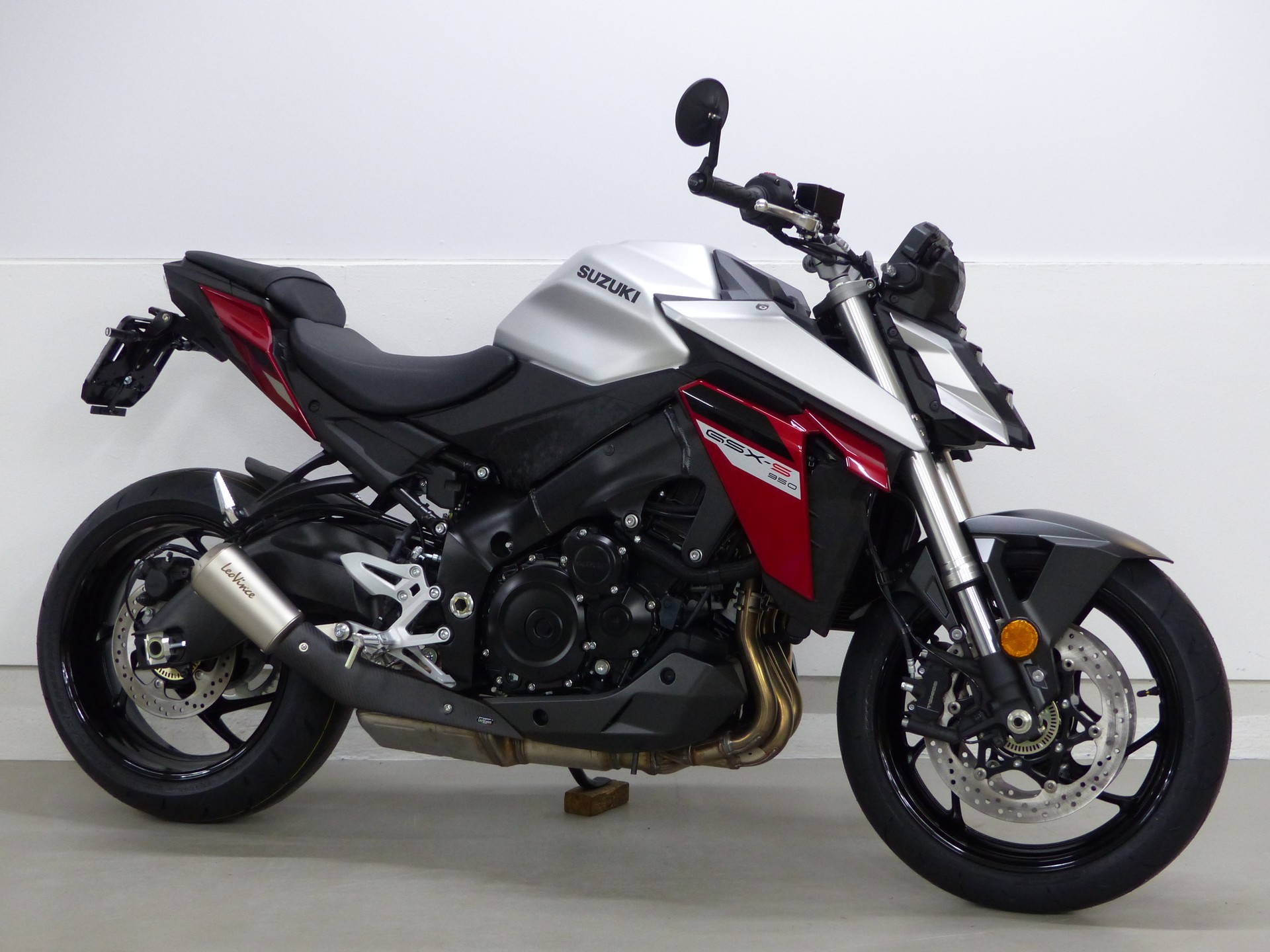 SUZUKI GSX-S 950 ABS 70kW mit Zubehör-image-5