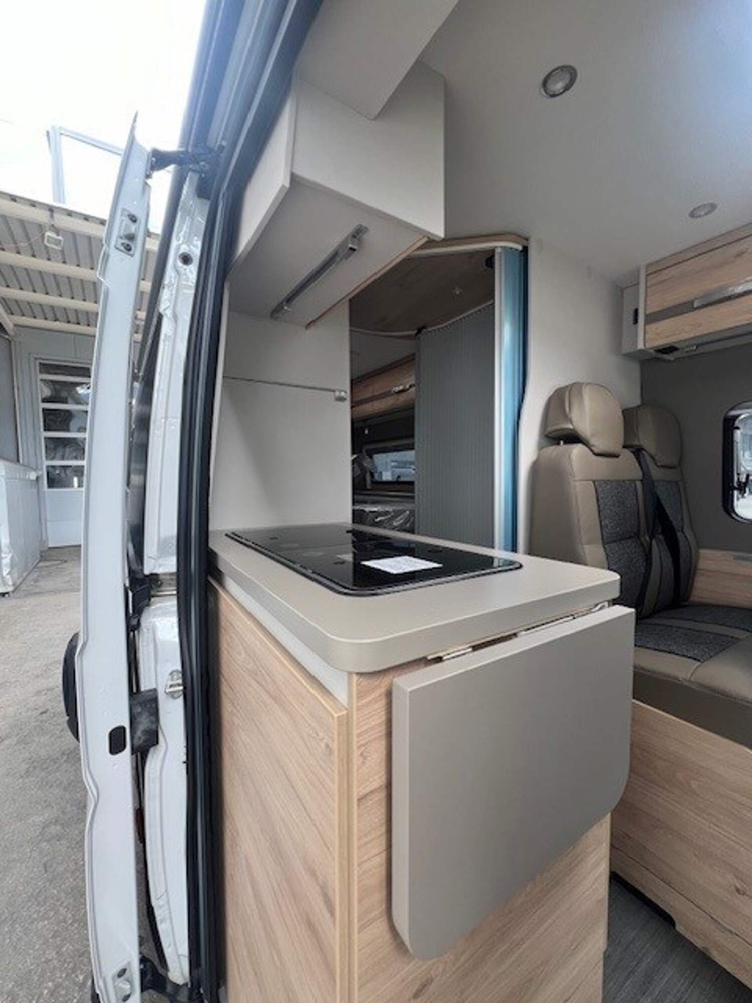 DETHLEFFS Globetrail Advantage 640 ER Fiat-image-3