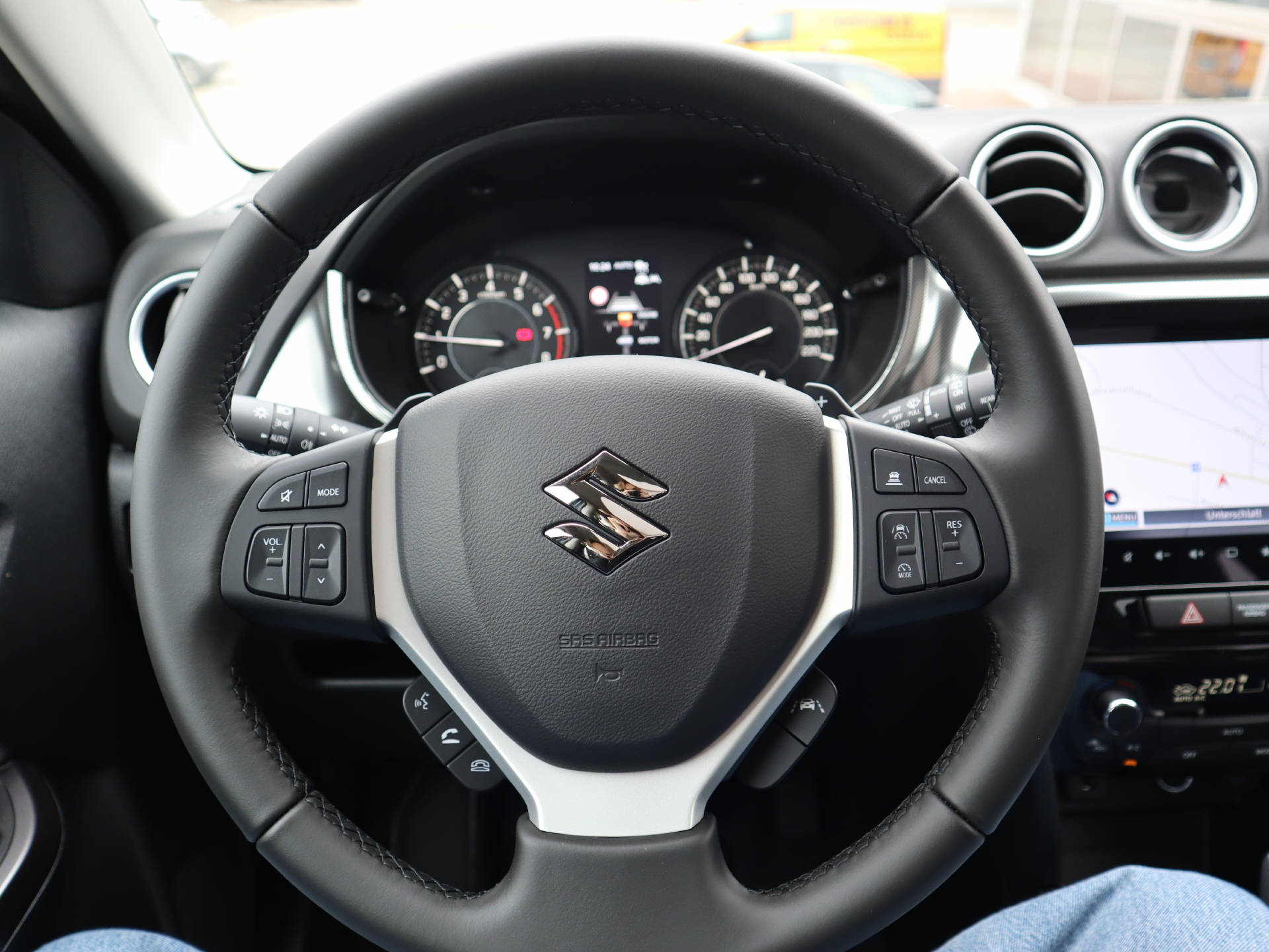 SUZUKI Vitara 1.4 T Compact Top Hybrid 4x4-image-7