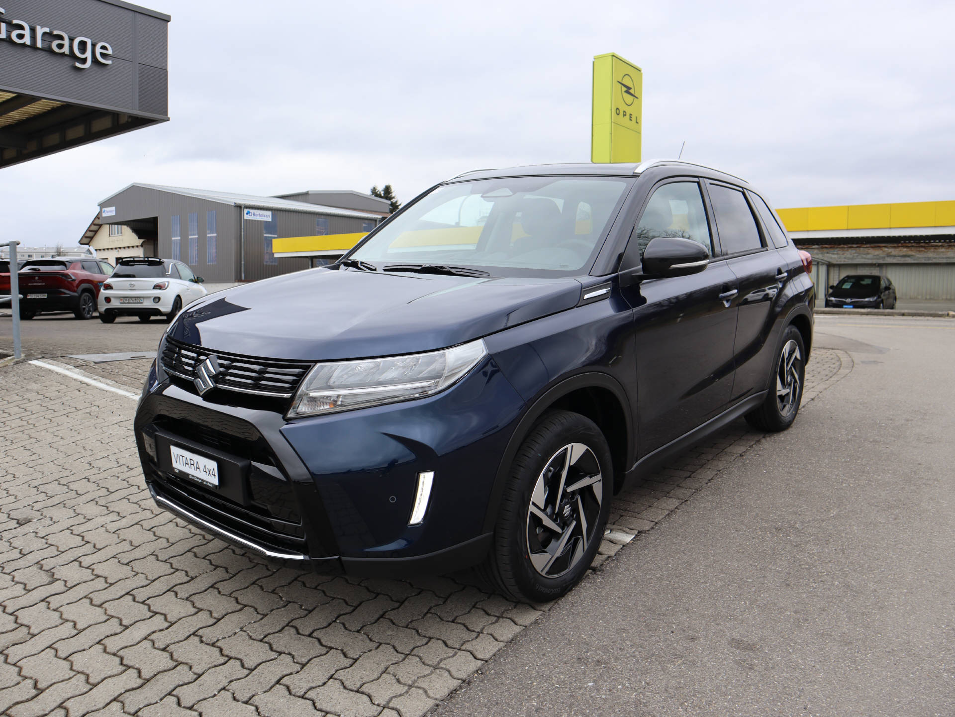 SUZUKI Vitara 1.4 T Compact Top Hybrid 4x4-image-2