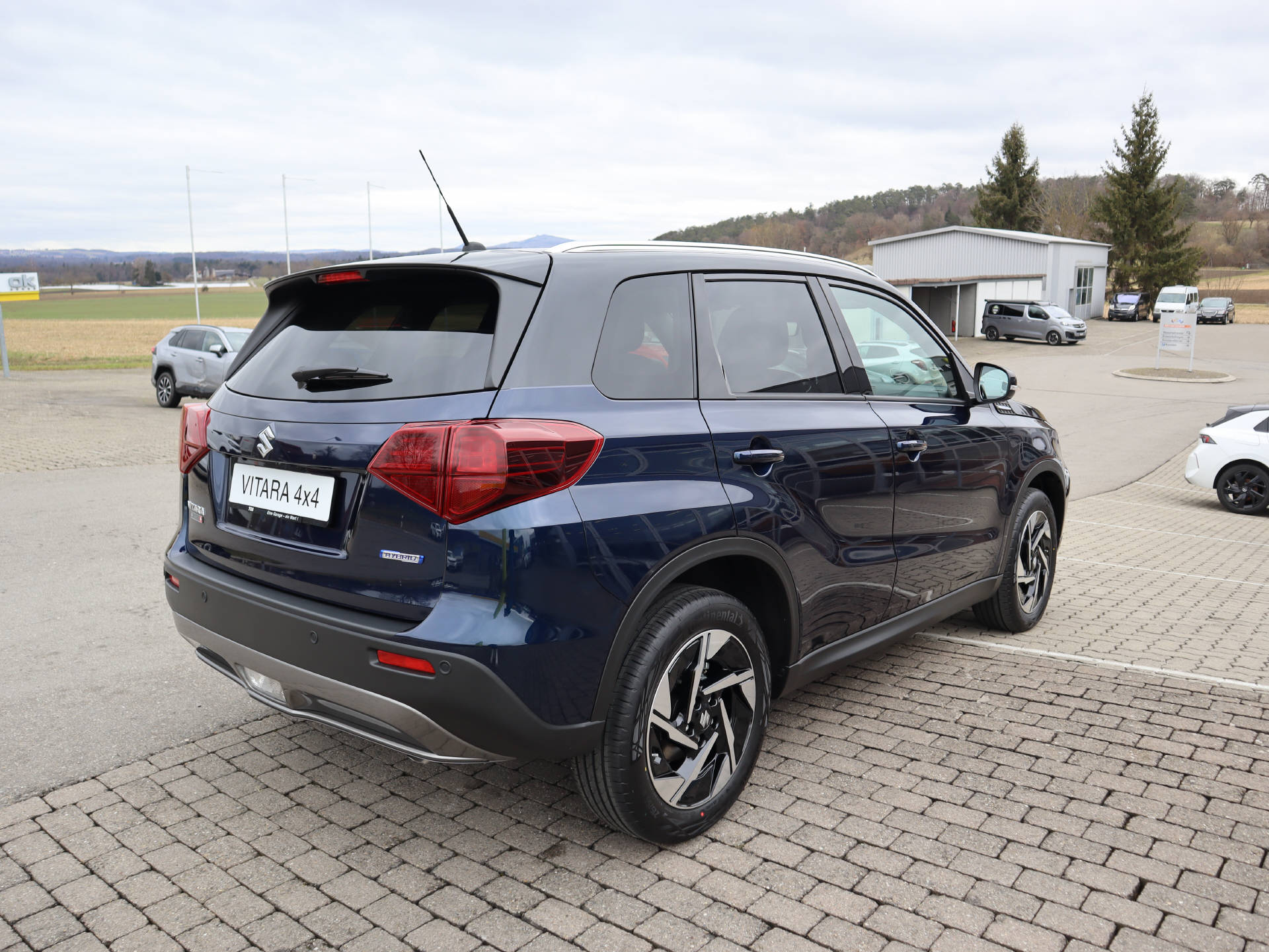 SUZUKI Vitara 1.4 T Compact Top Hybrid 4x4-image-4