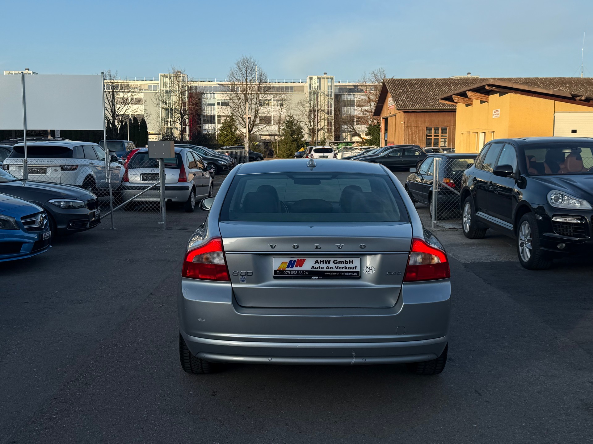 VOLVO S80 2.4D Momentum / Frisch ab MFK & Service / TAXI Ausrüstung / Neue Bremsen / Zahnriemen ersetzt-image-4