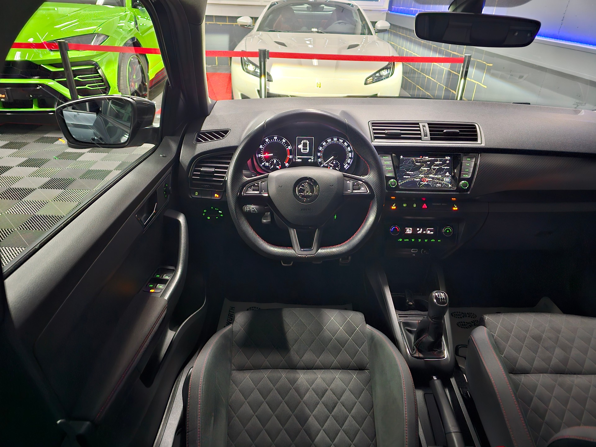 SKODA Fabia Combi 1.0 TSI Monte Carlo-image-11