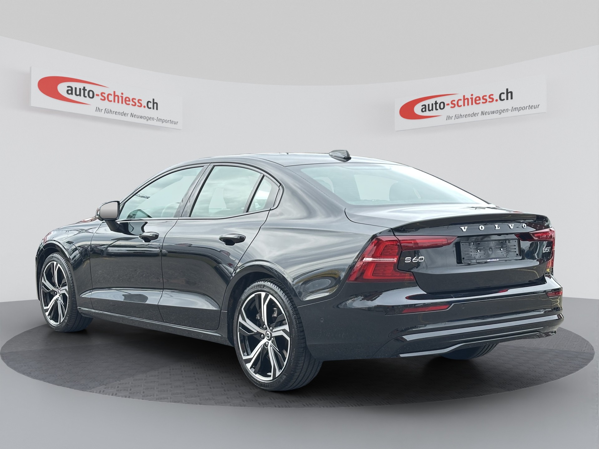 VOLVO S60 B5 AWD Benzin Mild Hybrid Ultimate Dark Geartronic-showroom-element-2