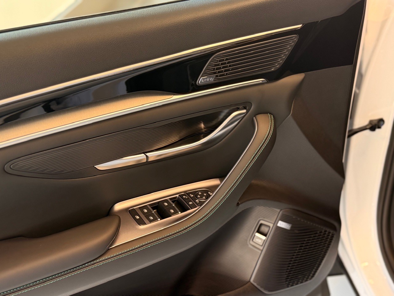 BYD Seal U DM-i Boost-image-17
