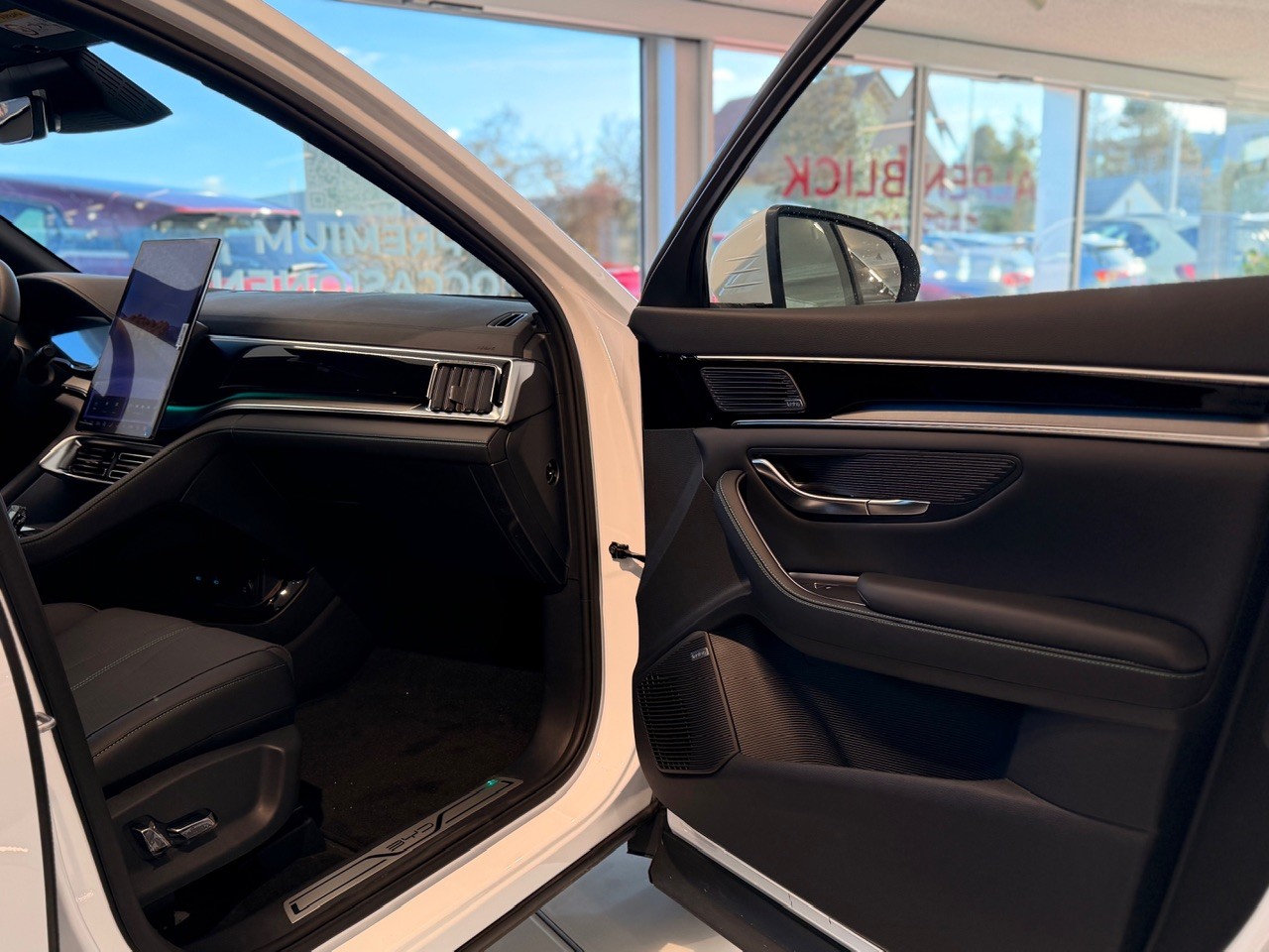 BYD Seal U DM-i Boost-image-25