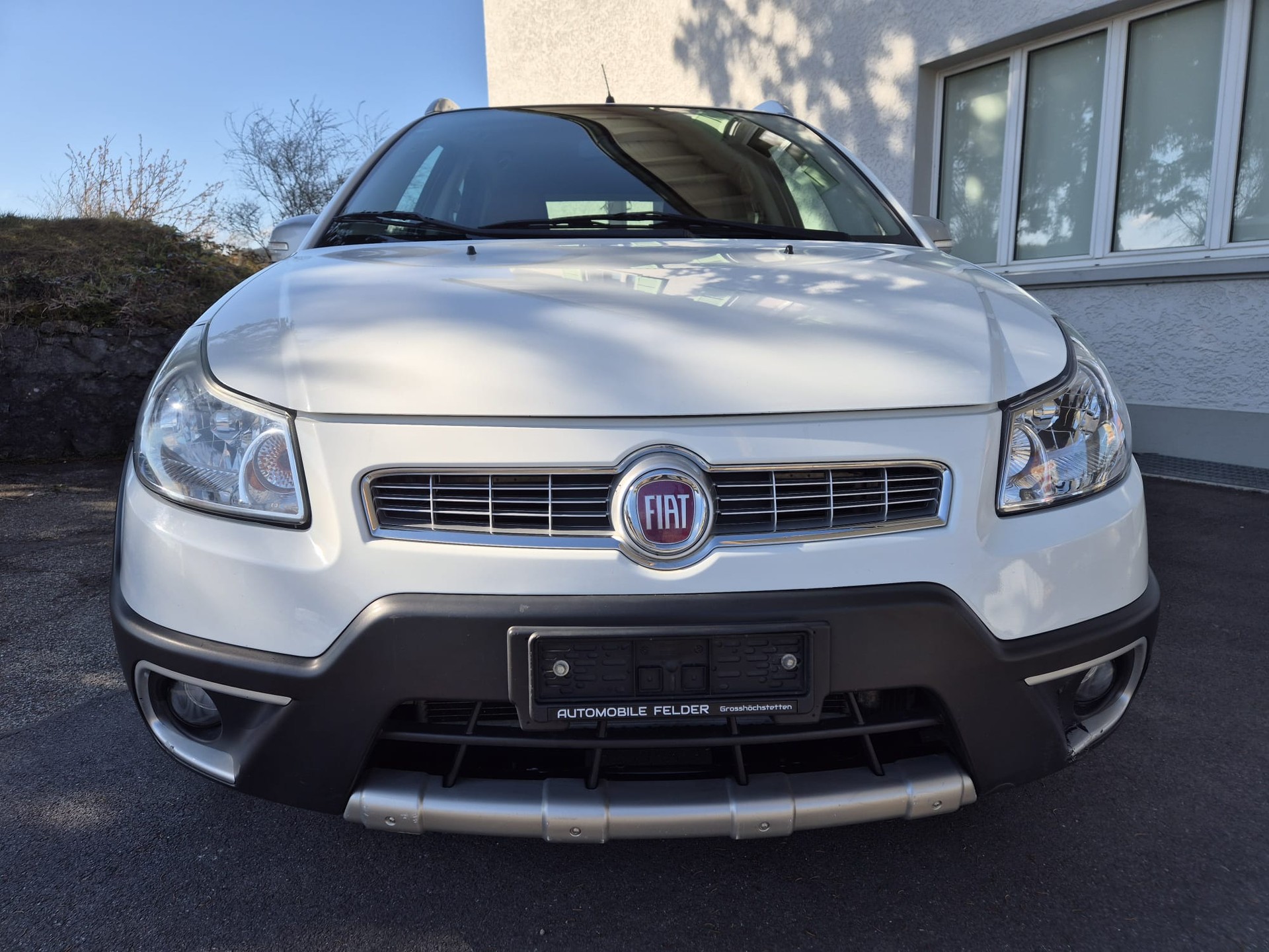 FIAT Sedici 1.6 4WD Emotion-image-0