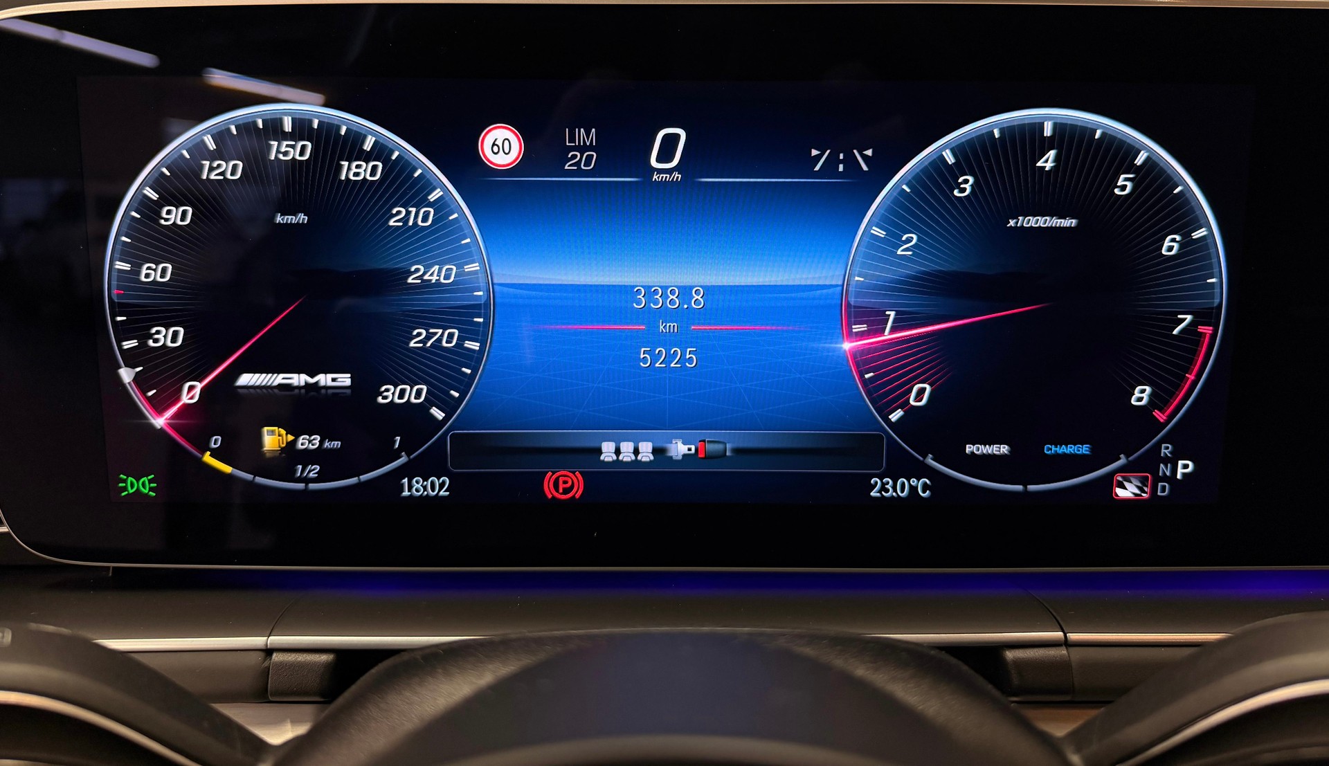 MERCEDES-BENZ GLE 63 S AMG 4Matic+ 9G-Speedshift Limited White Black Performance Facelift Gratisservice & Garantie-image-18