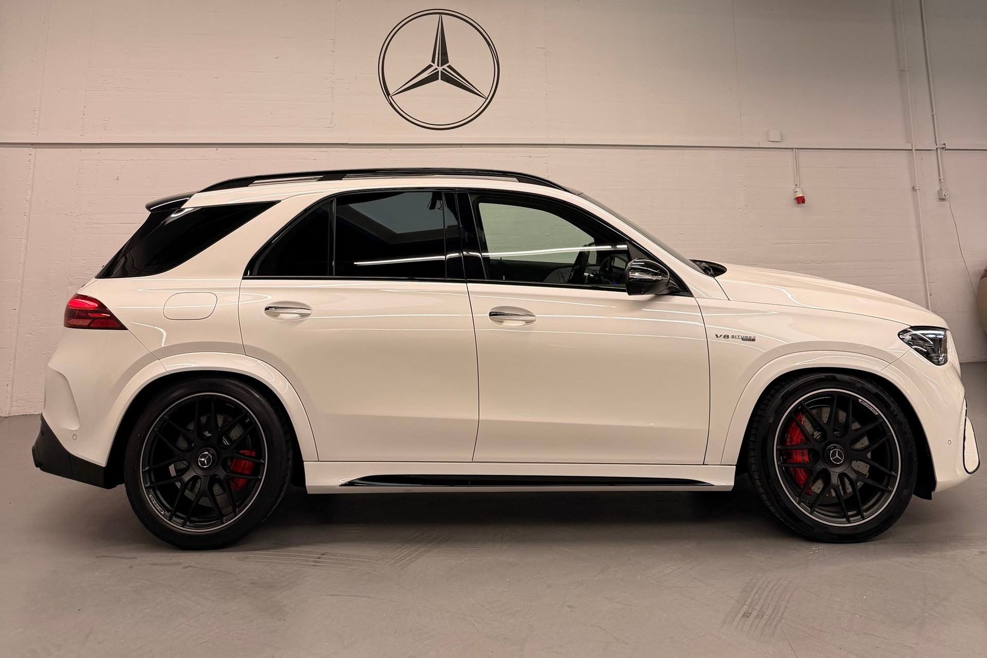 MERCEDES-BENZ GLE 63 S AMG 4Matic+ 9G-Speedshift Limited White Black Performance Facelift Gratisservice & Garantie-image-5