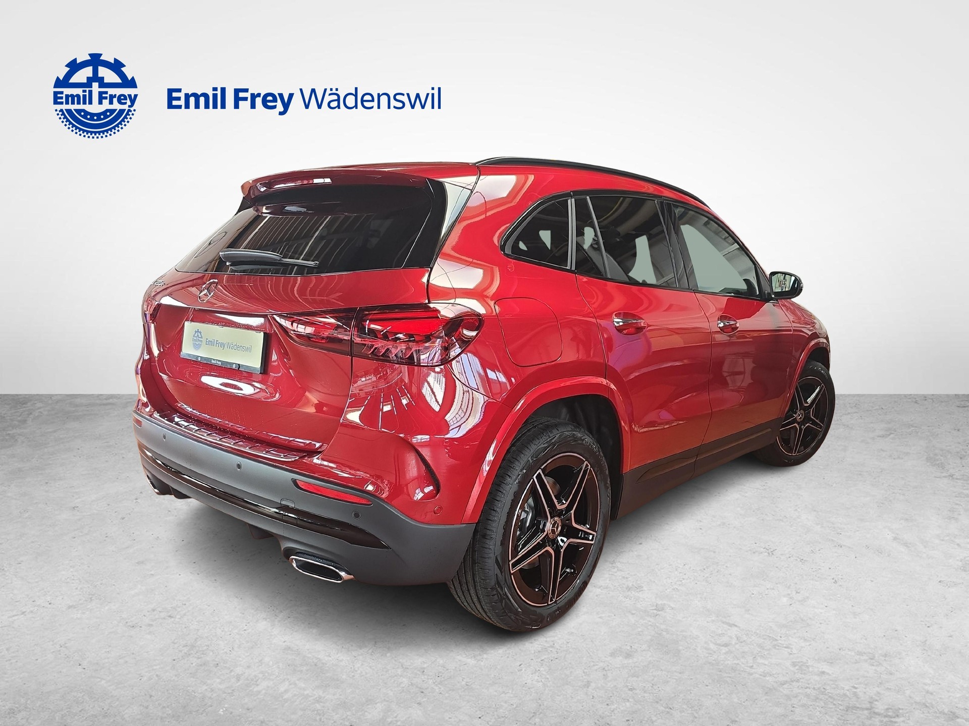 MERCEDES-BENZ GLA 250 e EQ Star AMG Line-image-3
