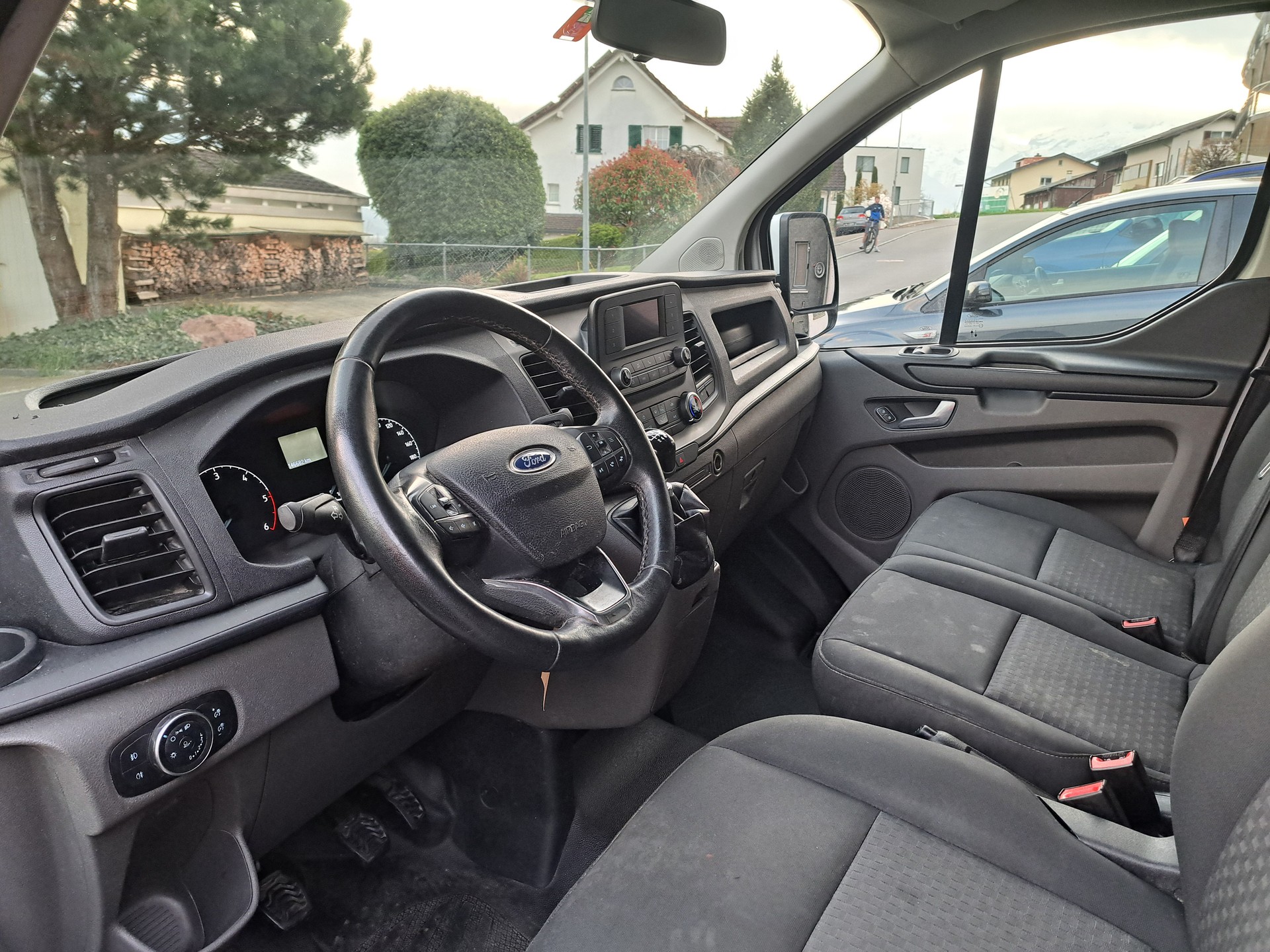FORD Transit Custom Van 340 L2H1 Trend-image-6