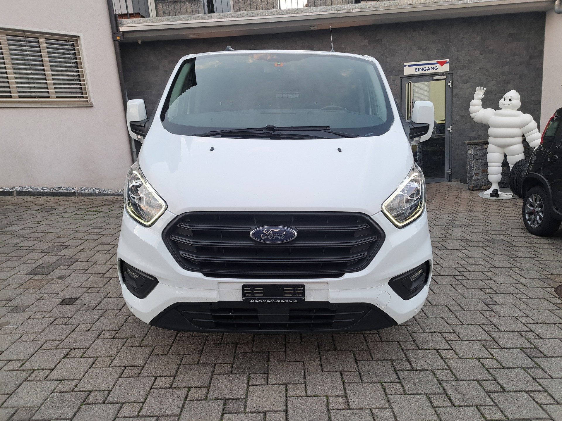 FORD Transit Custom Van 340 L2H1 Trend-image-0
