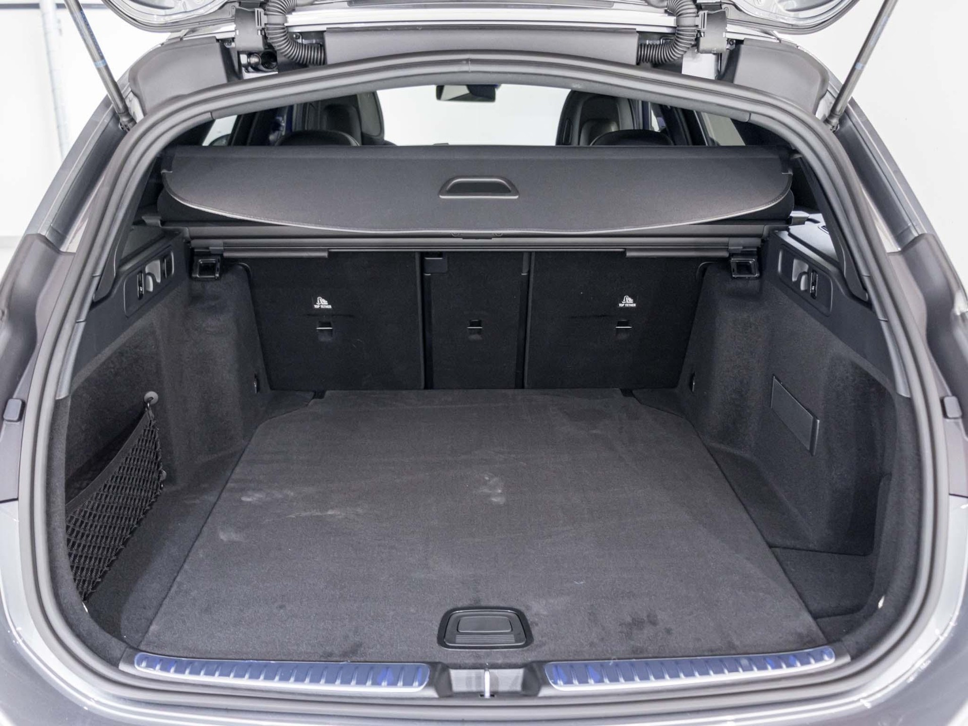 MERCEDES-BENZ C 220 d 4MATIC T-Modell-image-13