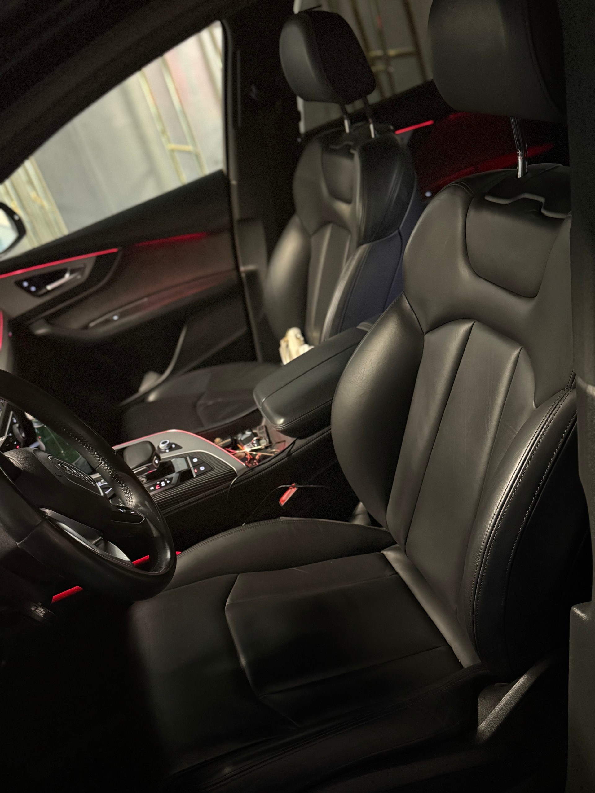 AUDI Q7 e-tron 3.0 TDI quattro tiptronic-image-3