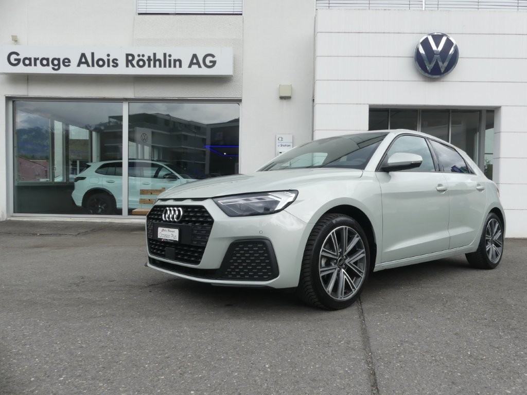 AUDI A1 Sportback 30 TFSI Attraction S-tronic-image-0