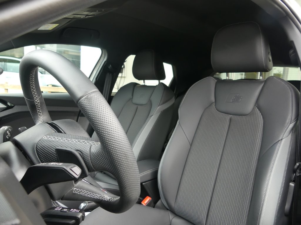 AUDI A1 Sportback 30 TFSI Attraction S-tronic-image-9