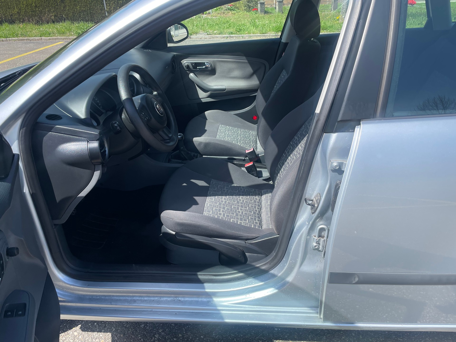 SEAT Ibiza 1.6 16V Sport-image-10