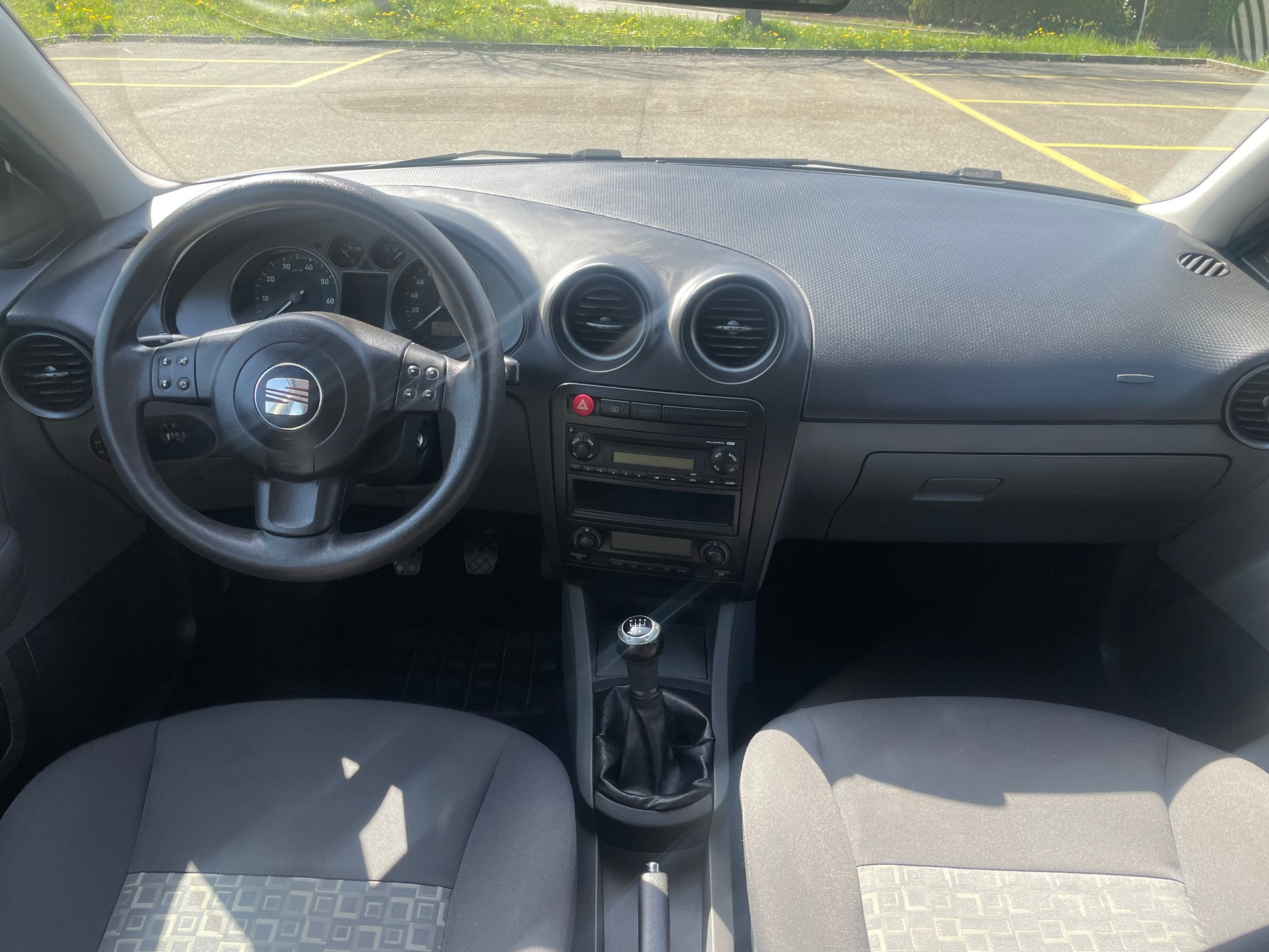 SEAT Ibiza 1.6 16V Sport-image-8