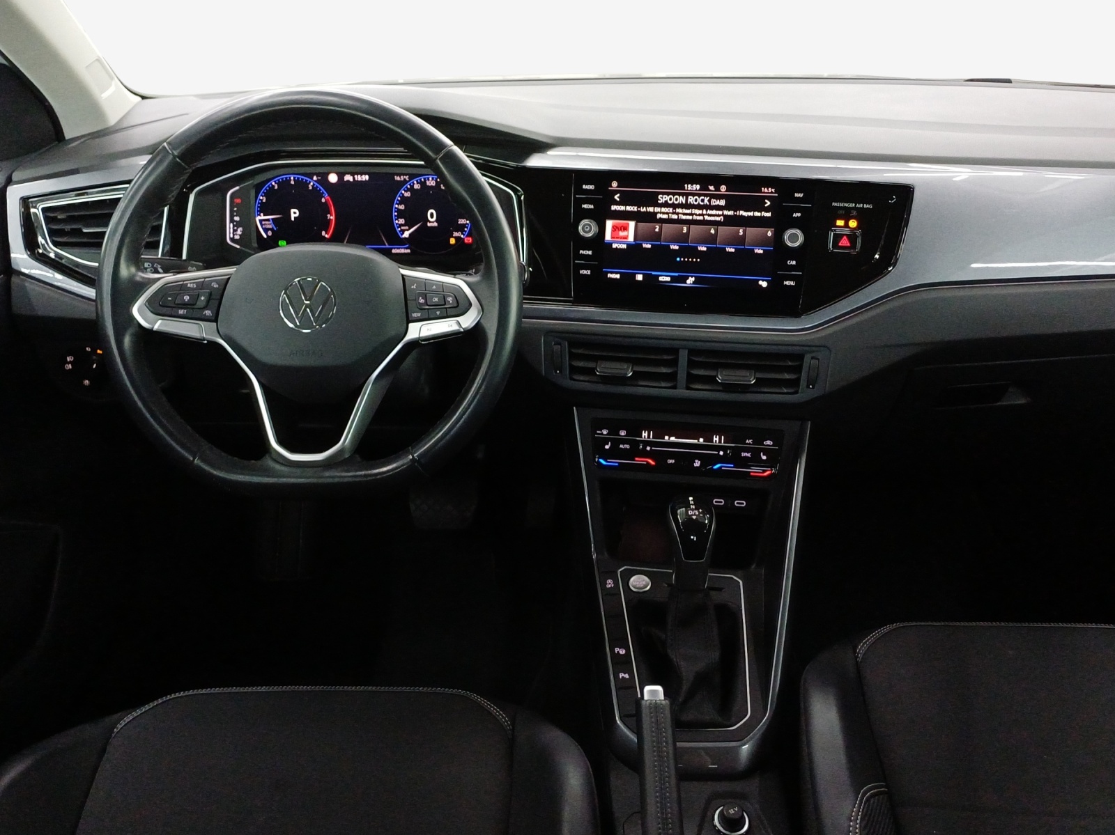 VW Taigo 1.0 TSI Style DSG-image-8