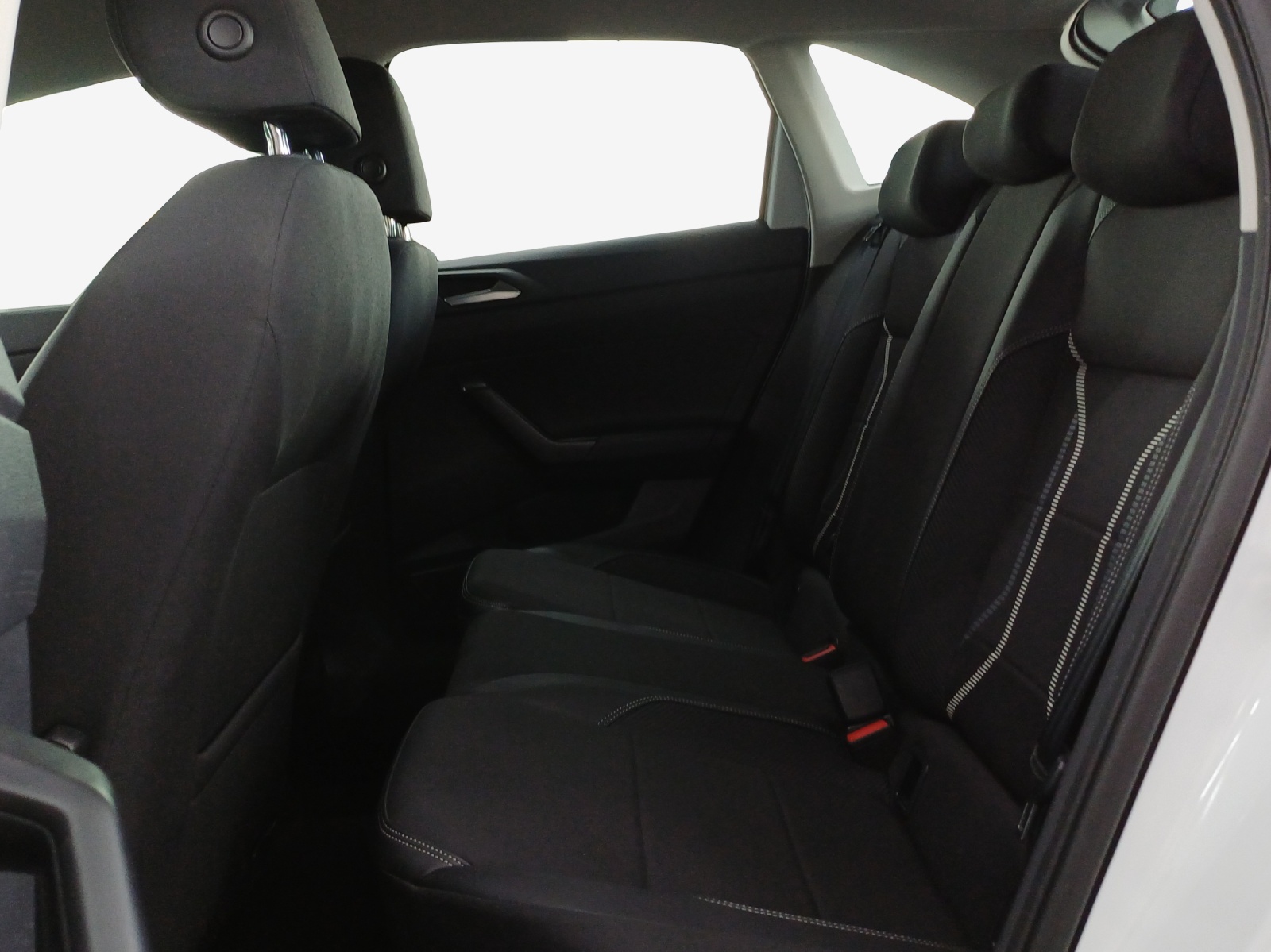VW Taigo 1.0 TSI Style DSG-image-11