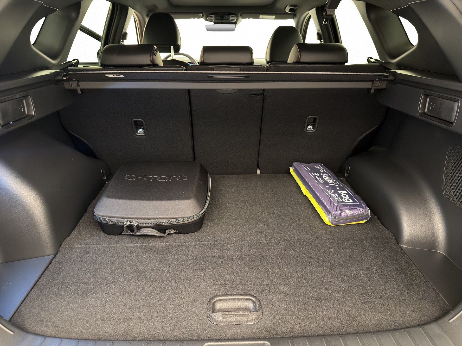 HYUNDAI Tucson 1.6 T-GDi PHEV N-Line Sunroof 4WD-image-12