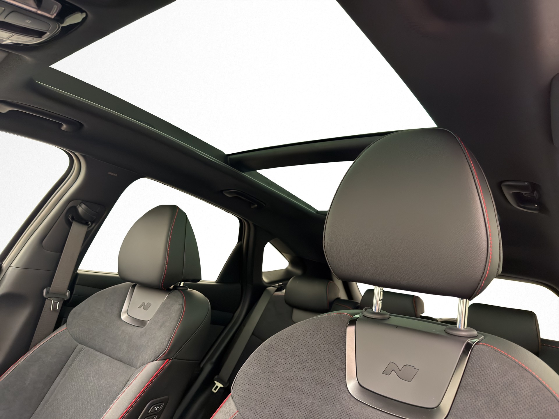 HYUNDAI Tucson 1.6 T-GDi PHEV N-Line Sunroof 4WD-image-14