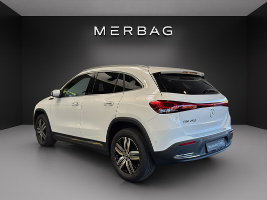 MERCEDES-BENZ EQA 250-image-3