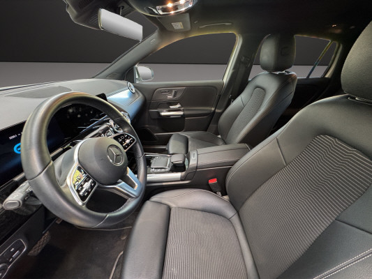 MERCEDES-BENZ EQA 250-image-8