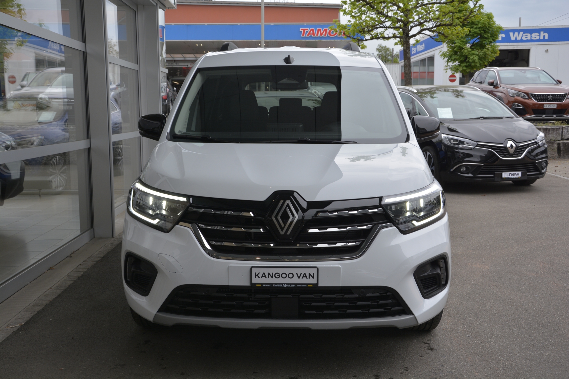 RENAULT GRAND KANGOO techno 1.3 TCe 130 PF EDC-image-1