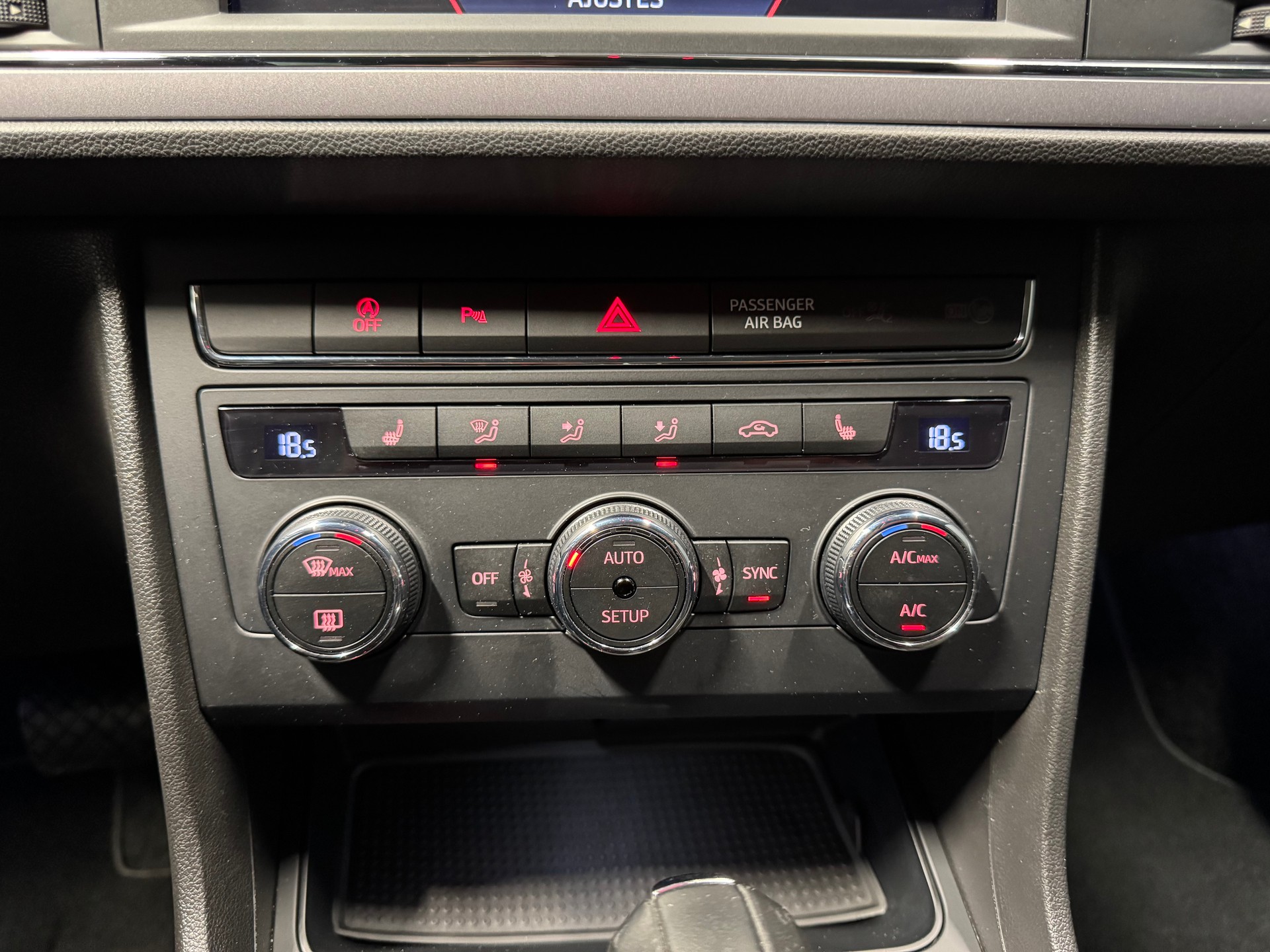 SEAT Leon 1.5 TSI EVO FR ACT FR DSG (15)-image-16