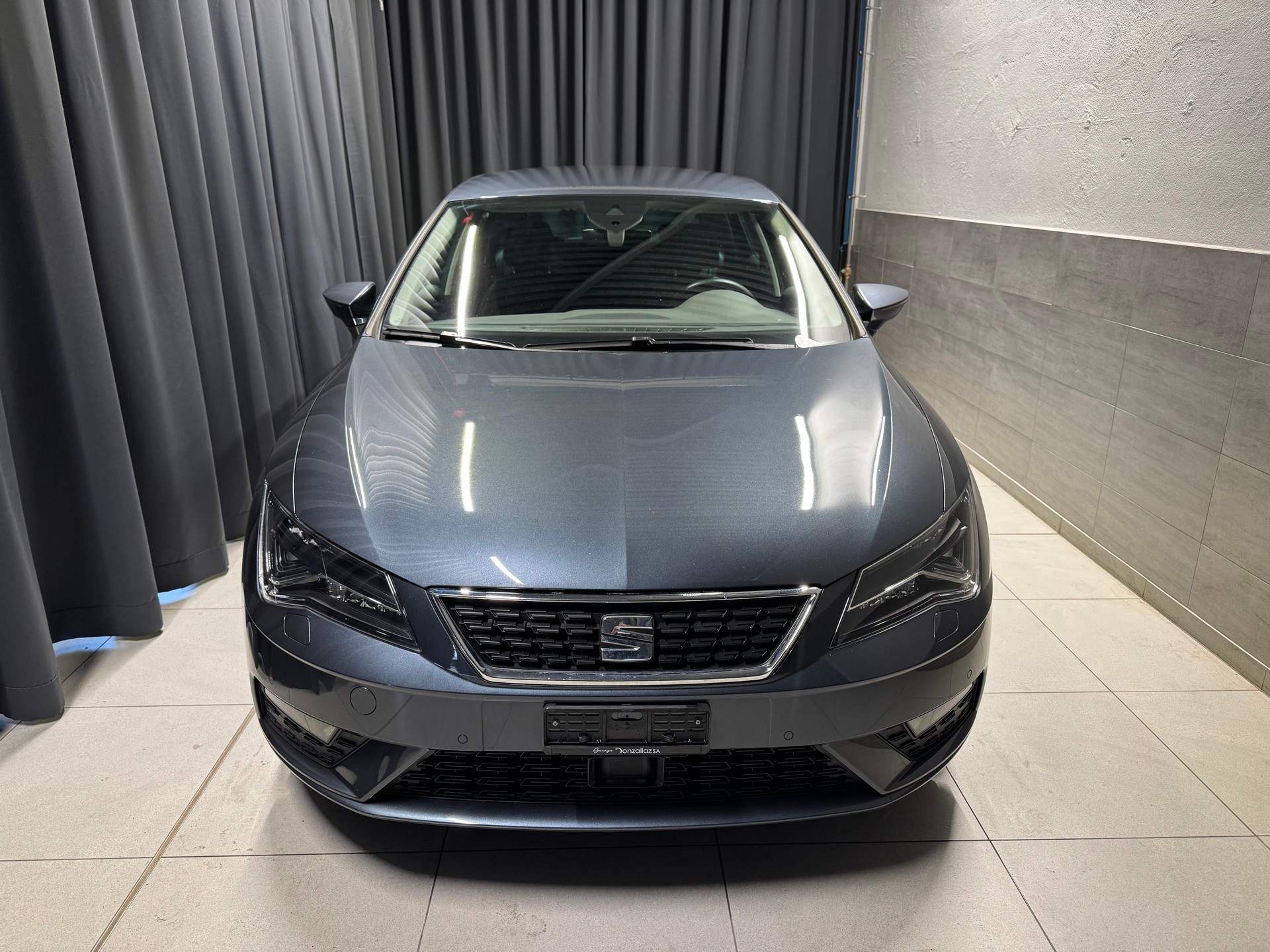 SEAT Leon 1.5 TSI EVO FR ACT FR DSG (15)-showroom-element-1