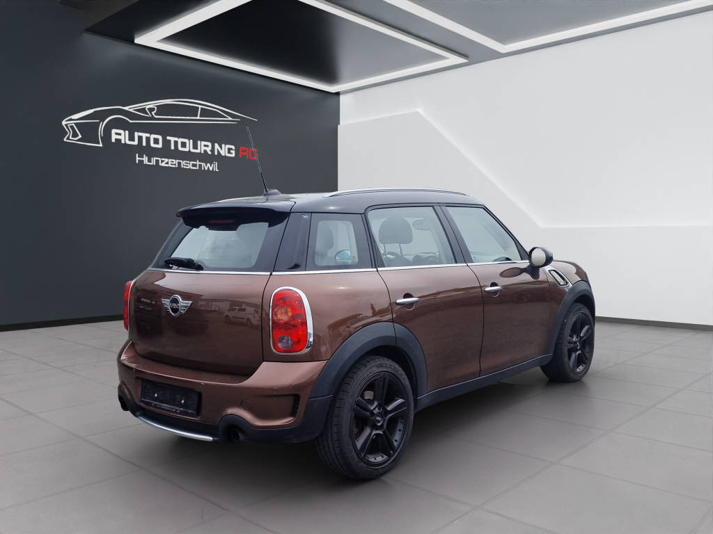MINI Countryman R60 1.6i Cooper S ALL4-image-2