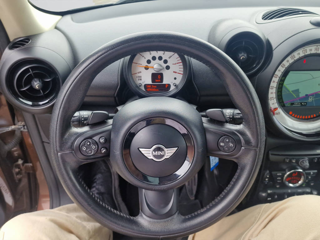 MINI Countryman R60 1.6i Cooper S ALL4-image-14