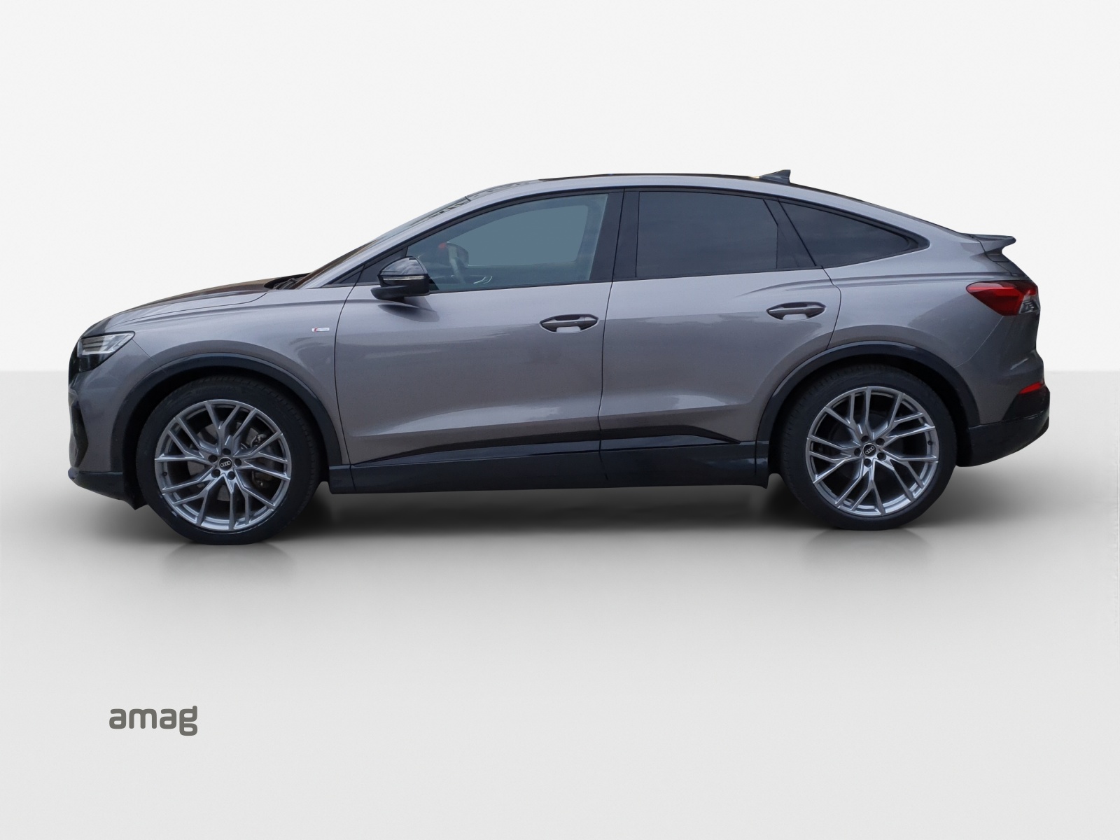 AUDI Q4 Sportback e-tron 50 quattro-image-1