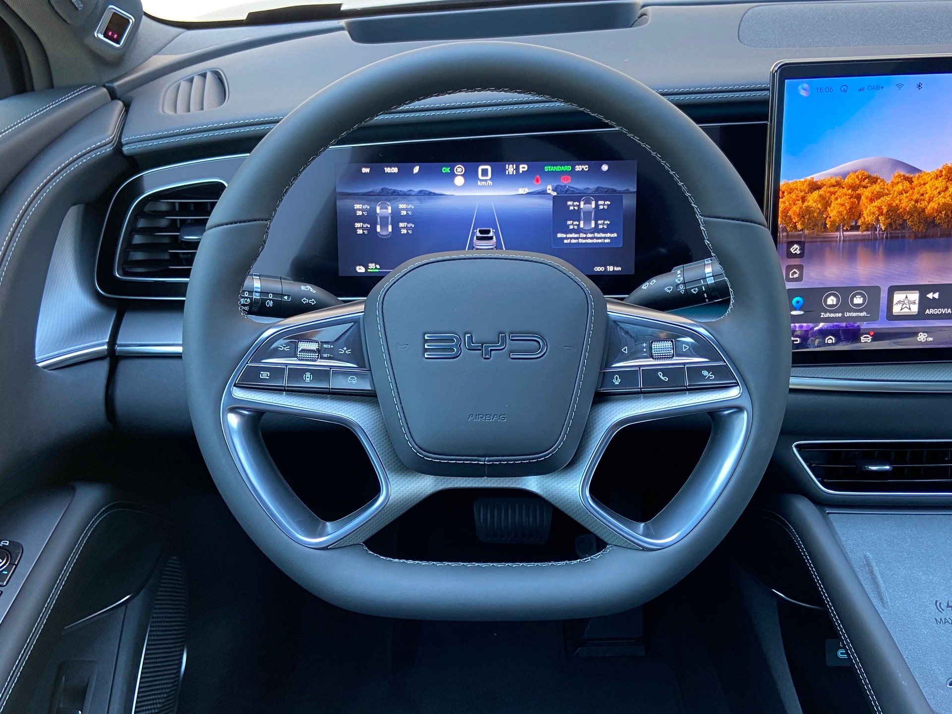BYD Sealion 7 91,3 kWh Excellence AWD-image-10