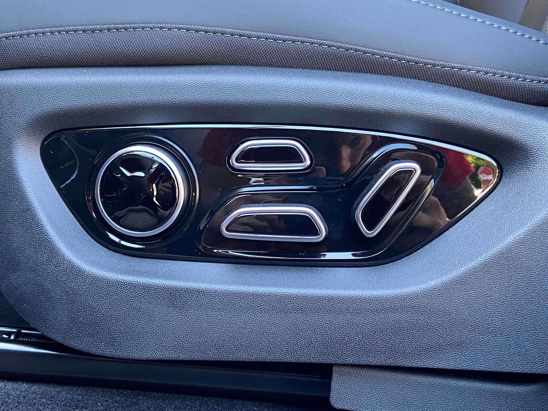 BYD Sealion 7 91,3 kWh Excellence AWD-image-9