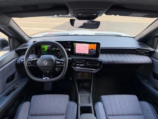 RENAULT R4 E-Tech Comfort Range techno-image-6
