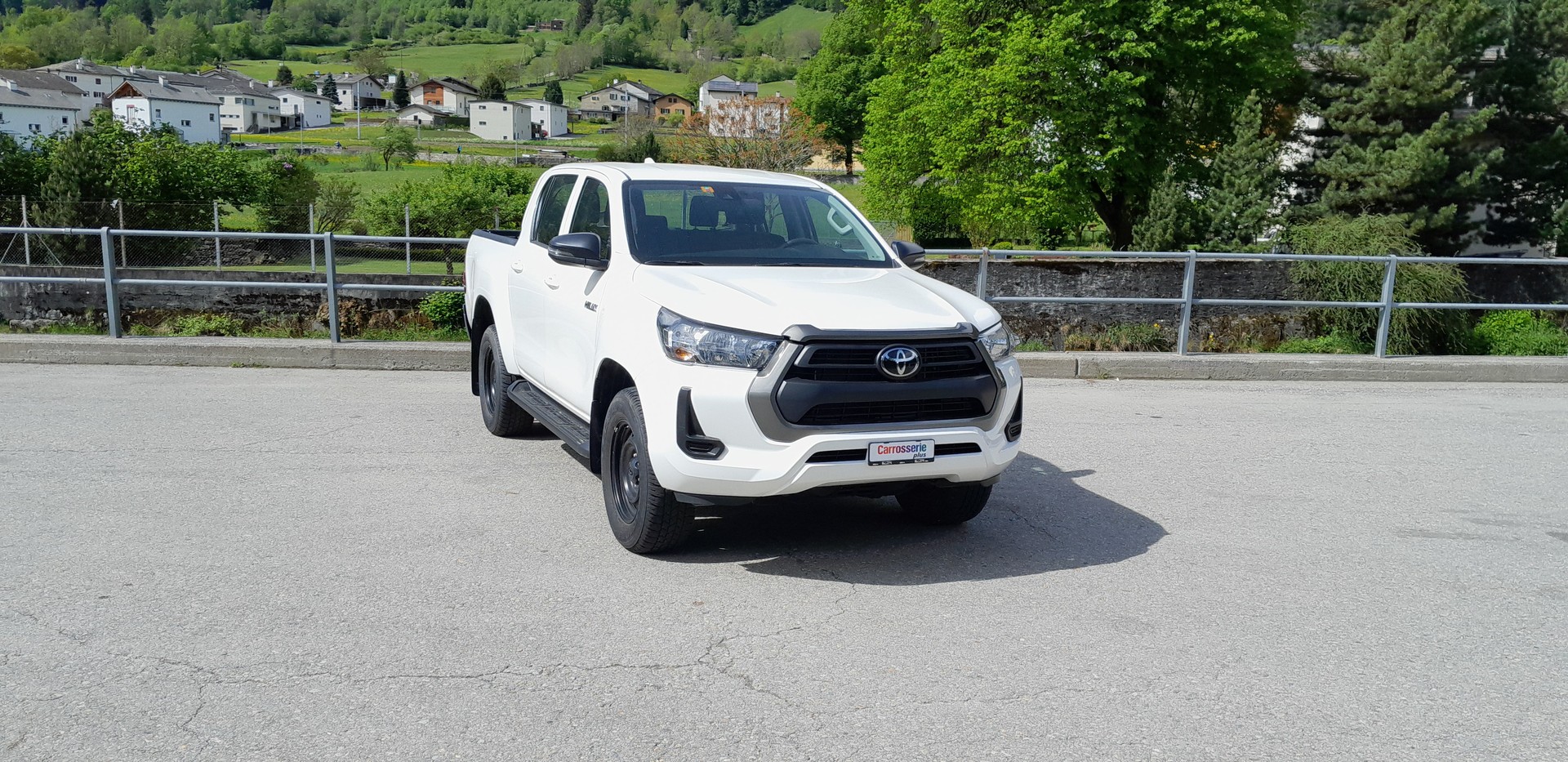 TOYOTA Hilux 2.8d Comfort Double Cab 4x4-image-2