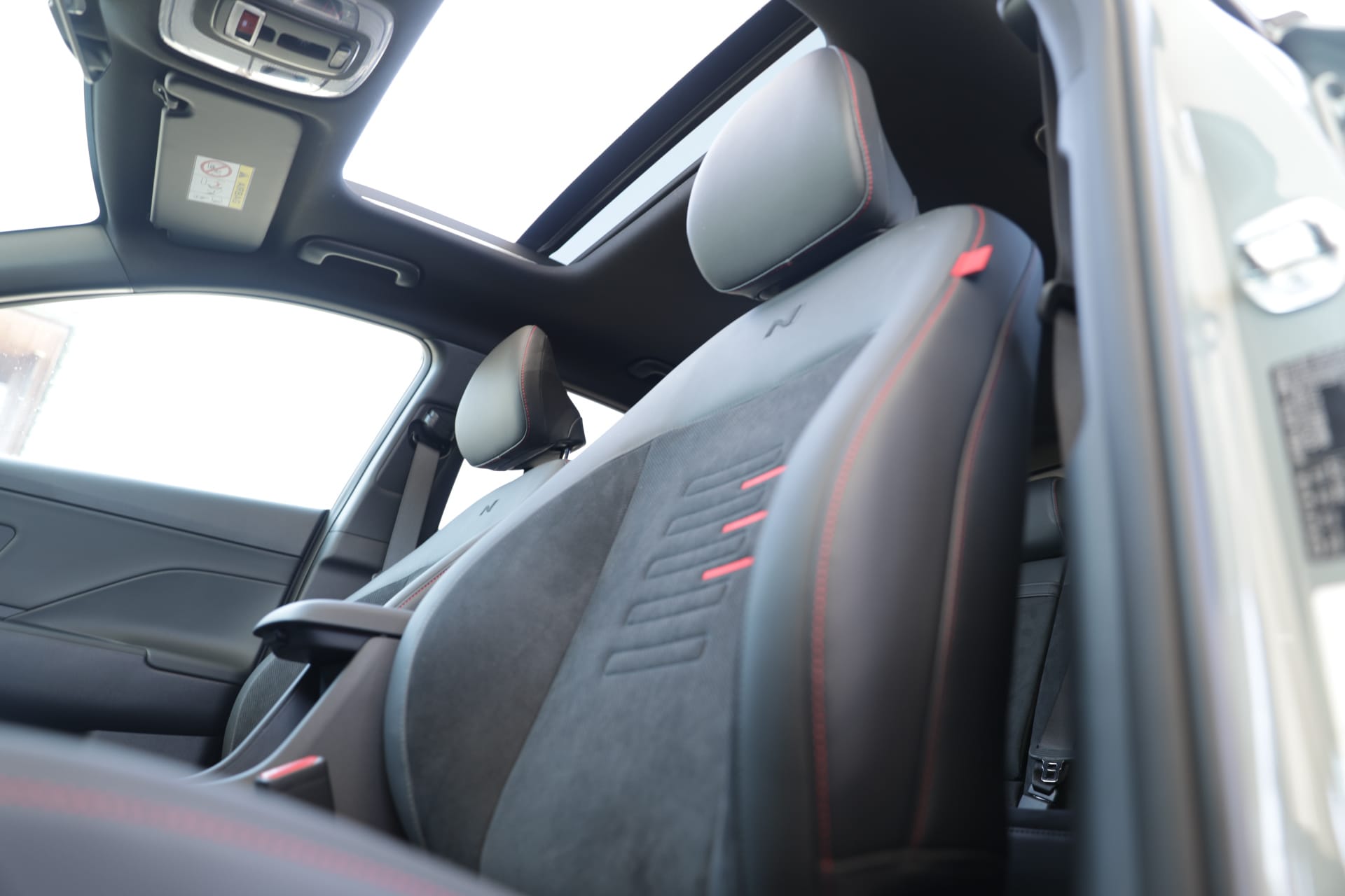 HYUNDAI Kona 1.6 GDi HEV N Line DCT-image-7