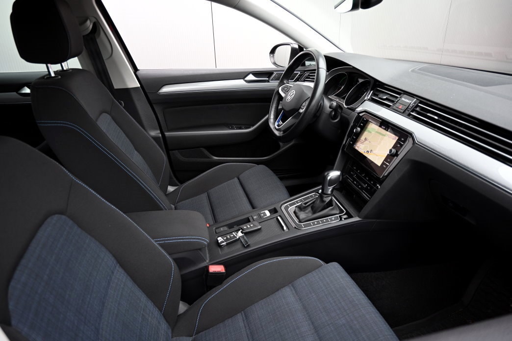 VW Passat Variant 1.4 TSI GTE Hybrid DSG-image-4