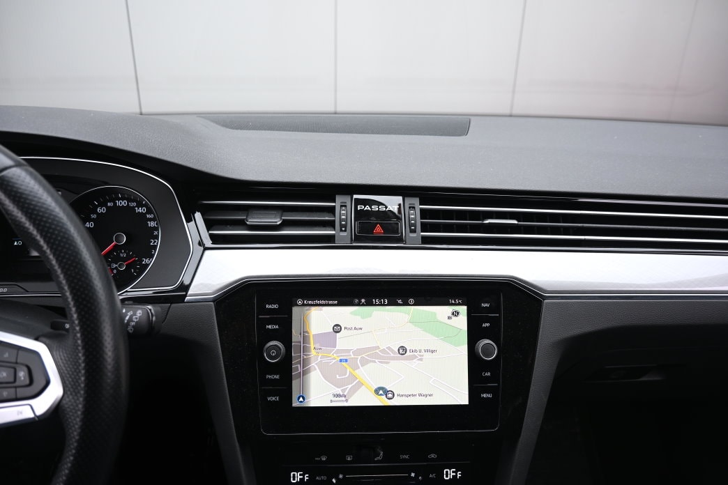 VW Passat Variant 1.4 TSI GTE Hybrid DSG-image-10