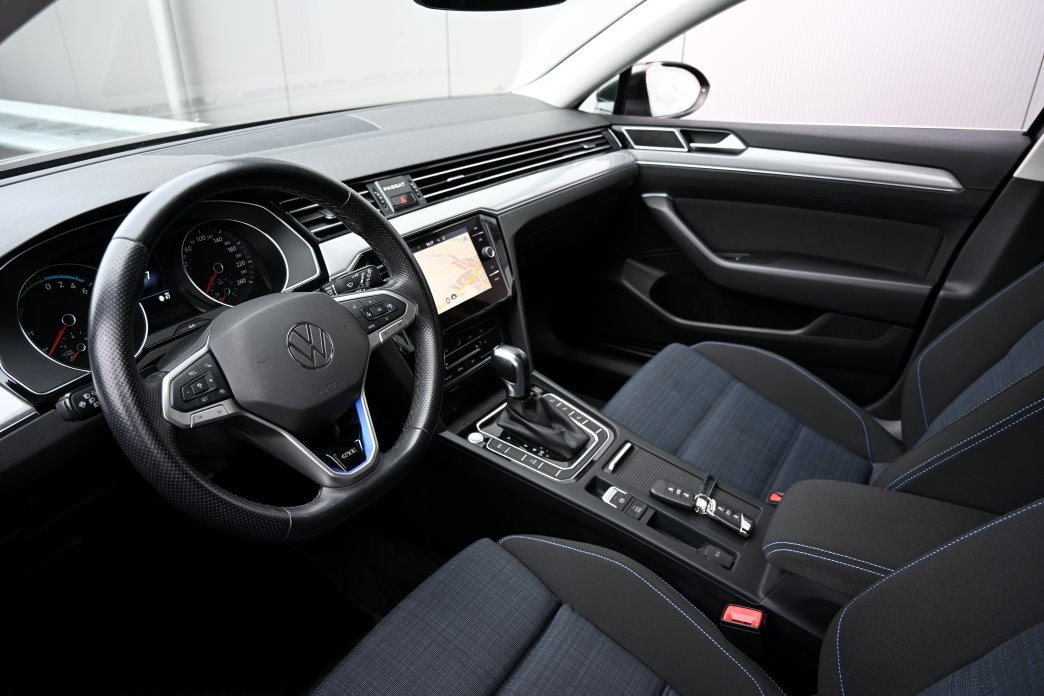 VW Passat Variant 1.4 TSI GTE Hybrid DSG-image-7