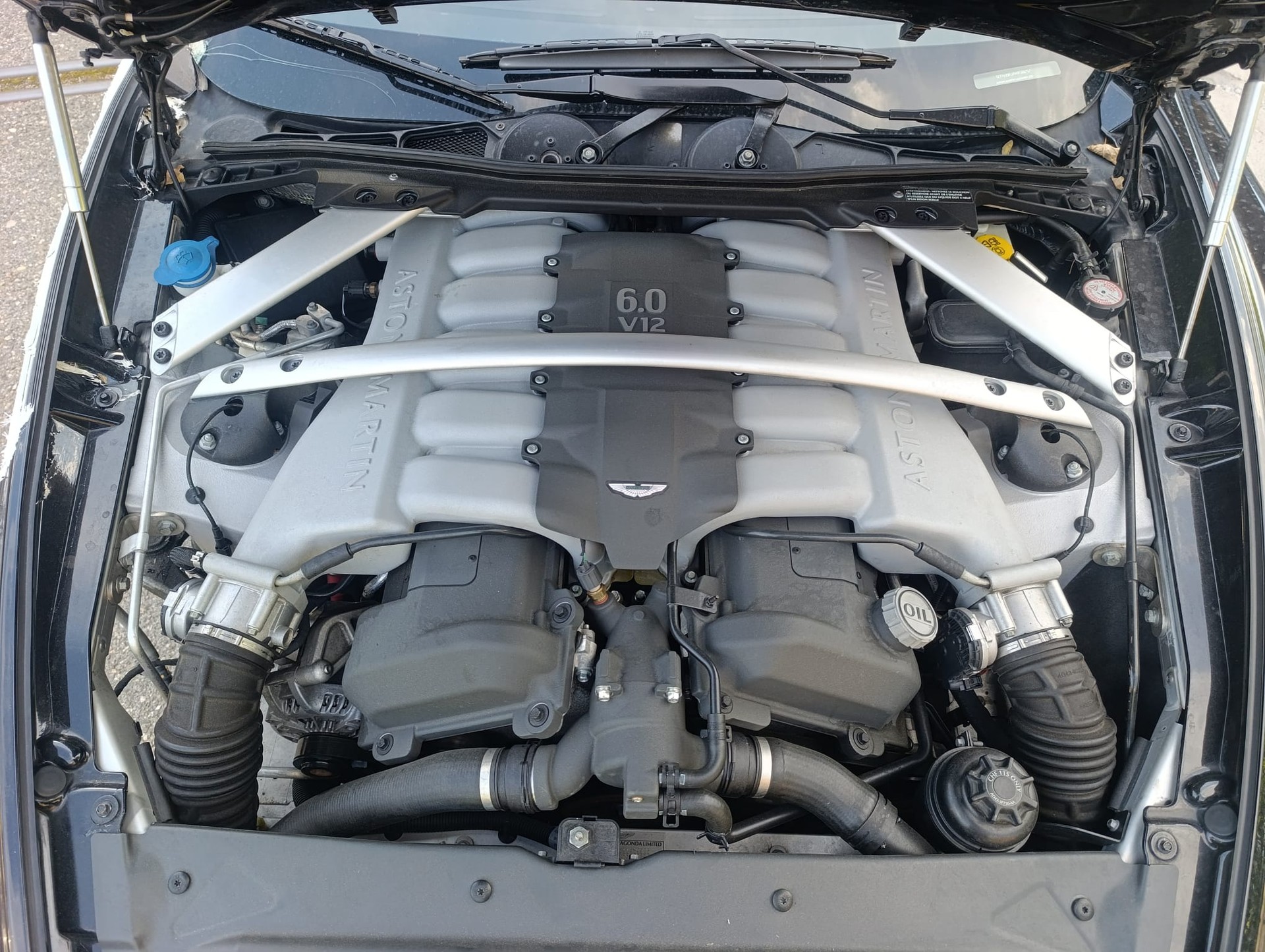 ASTON MARTIN Rapide 5.9 V12 Touchtronic 2-image-11