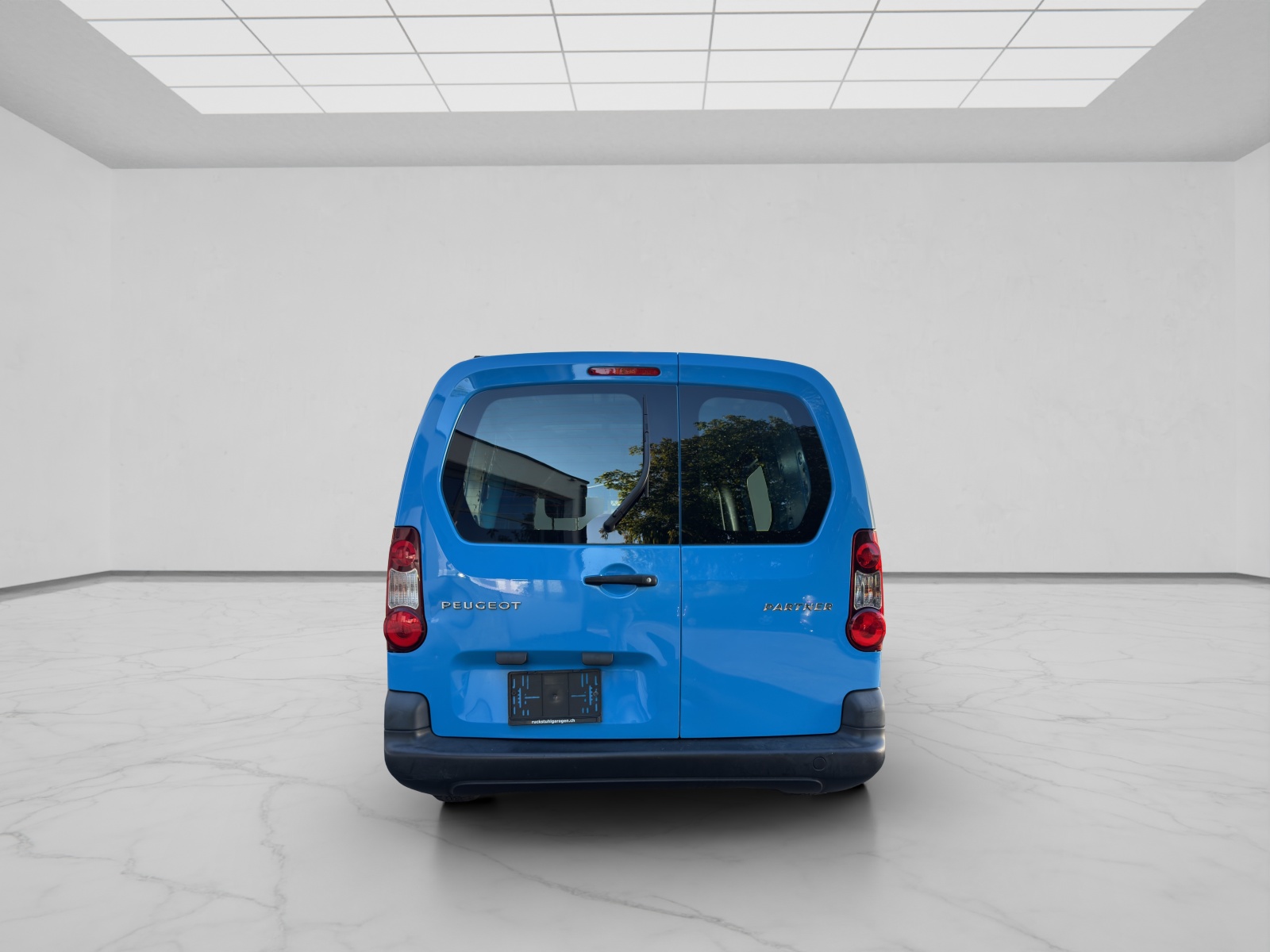 PEUGEOT Partner 1.6 e-HDI Urban Pack-image-4