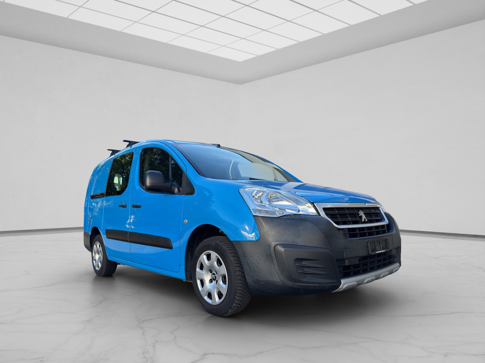 PEUGEOT Partner 1.6 e-HDI Urban Pack-image-7