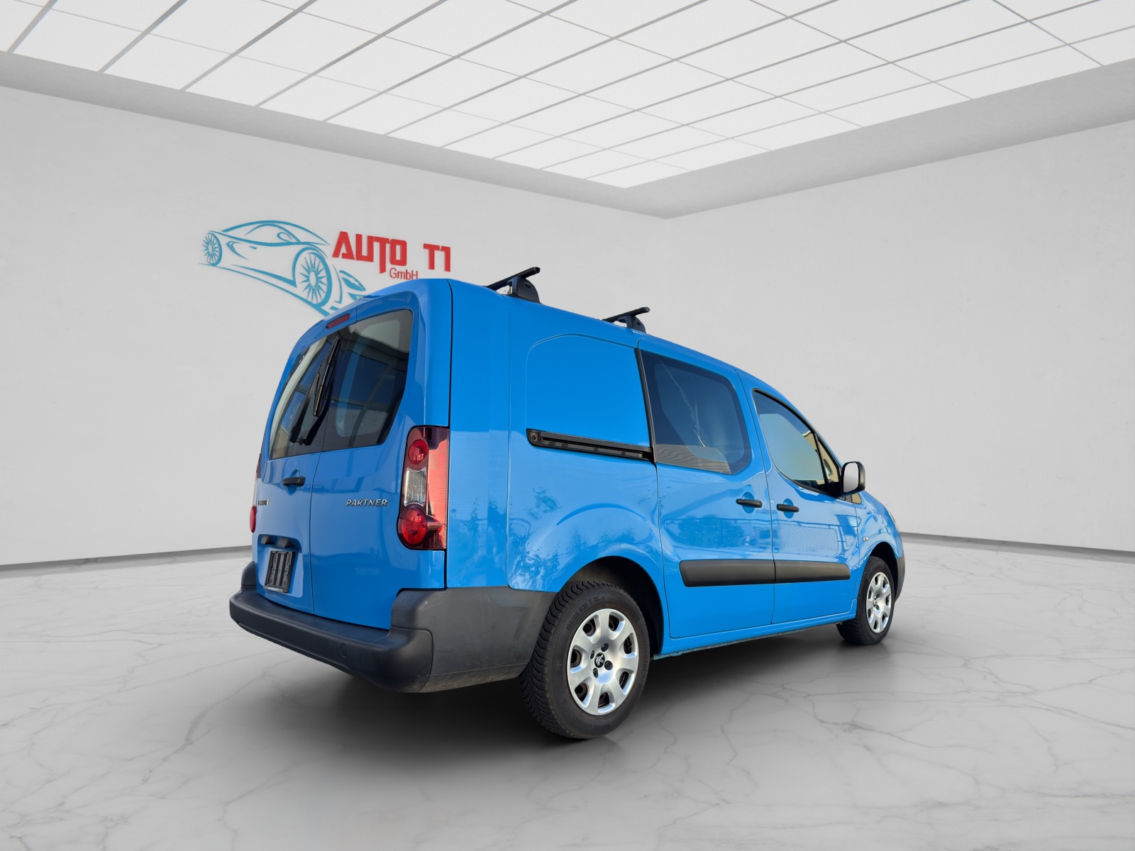 PEUGEOT Partner 1.6 e-HDI Urban Pack-image-5