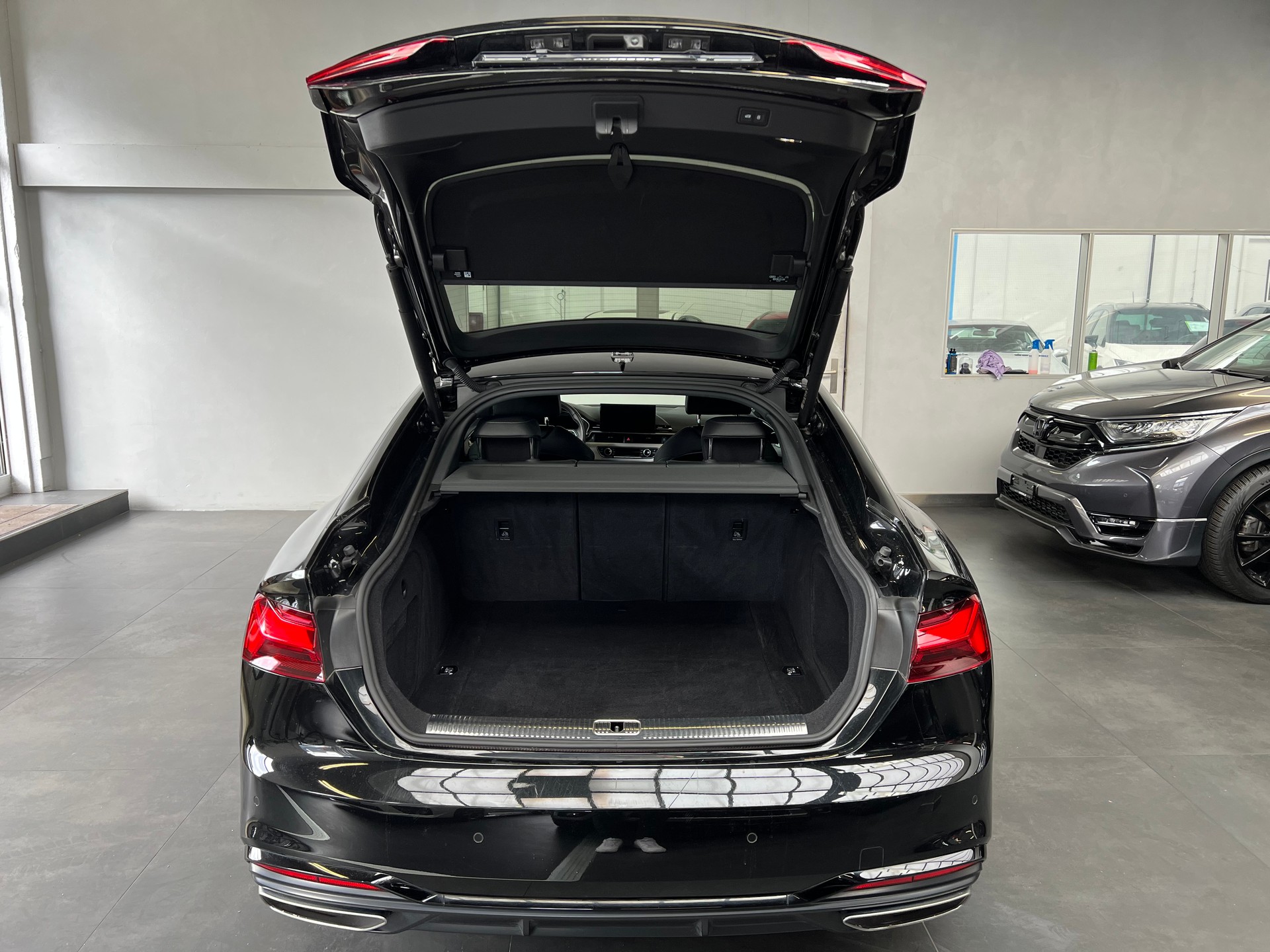 AUDI A5 Sportback 45 TFSI S-Line S-tronic quattro-image-11