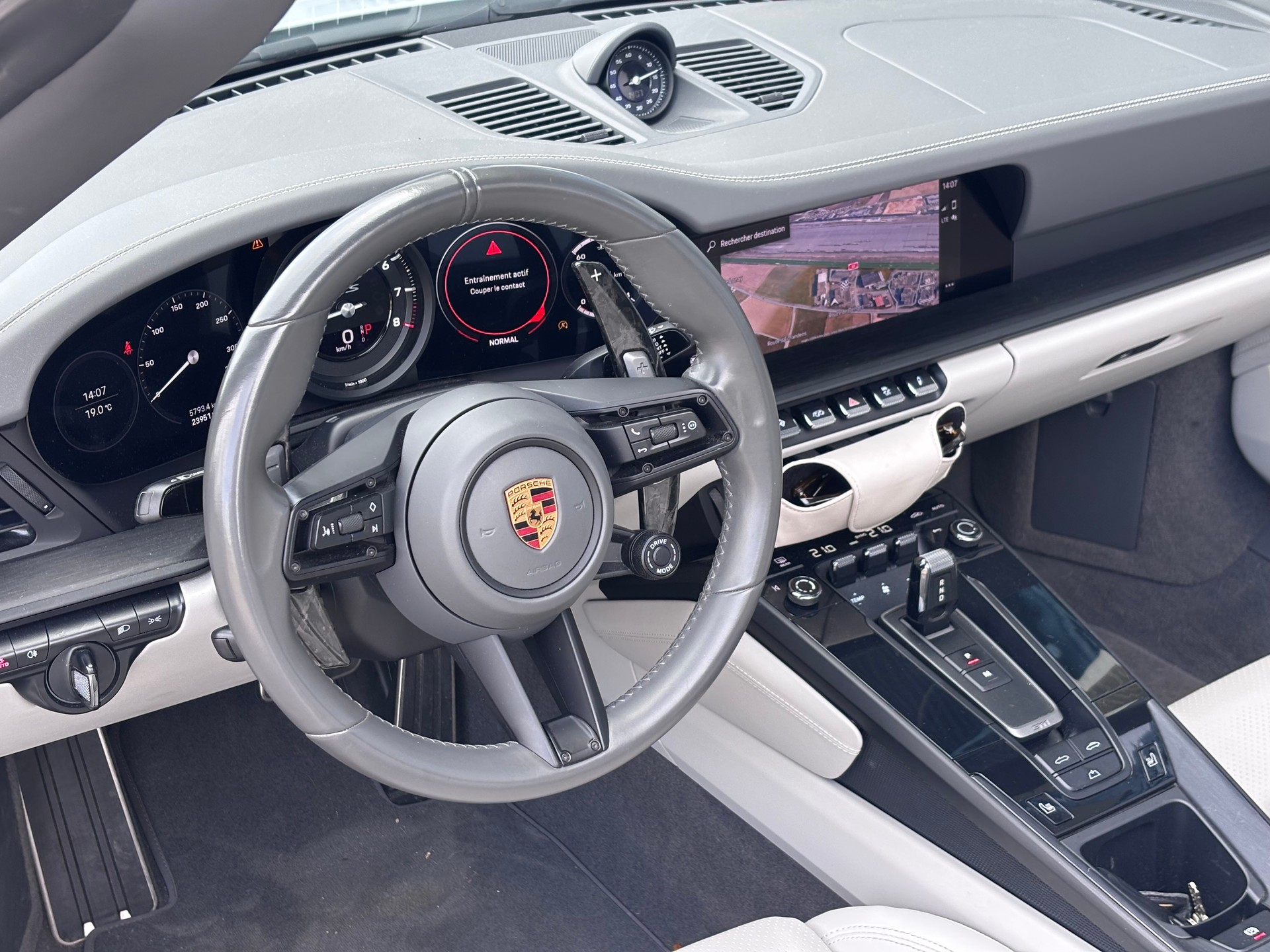 PORSCHE 911 Carrera 4 GTS Cabriolet PDK-image-29