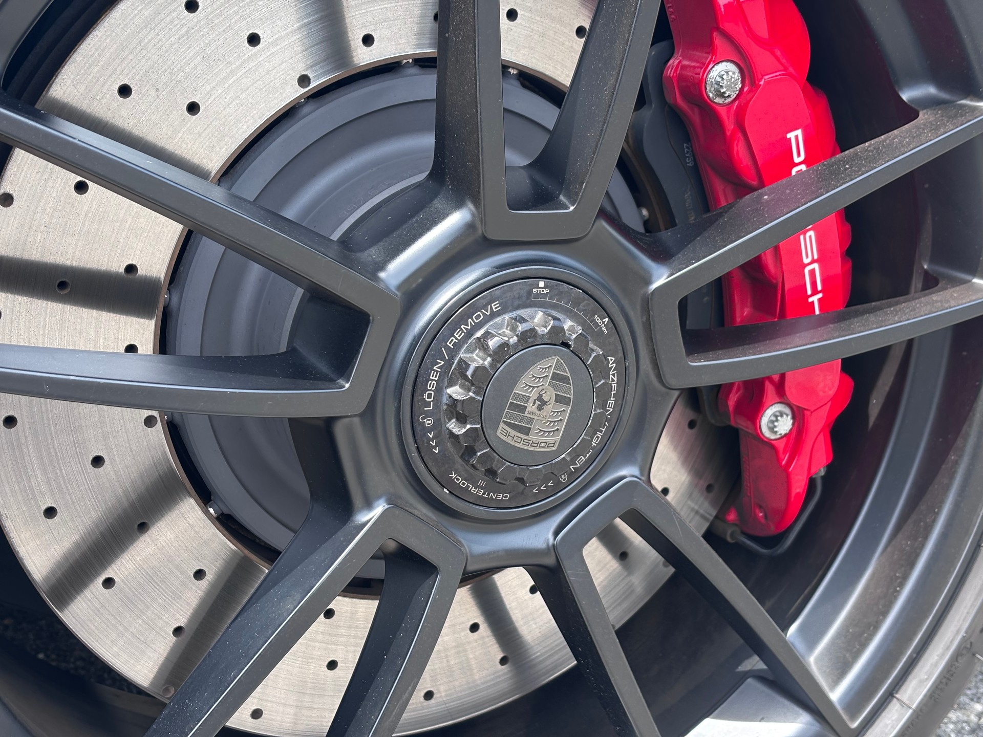 PORSCHE 911 Carrera 4 GTS Cabriolet PDK-image-8